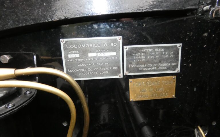 Locomobile Model 8-80 Sedan 1927
