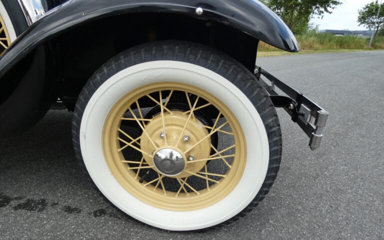 Ford Model A Roadster Deluxe 1930