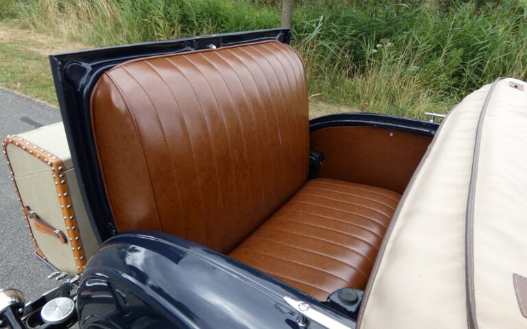 Ford Model A Roadster Deluxe 1930
