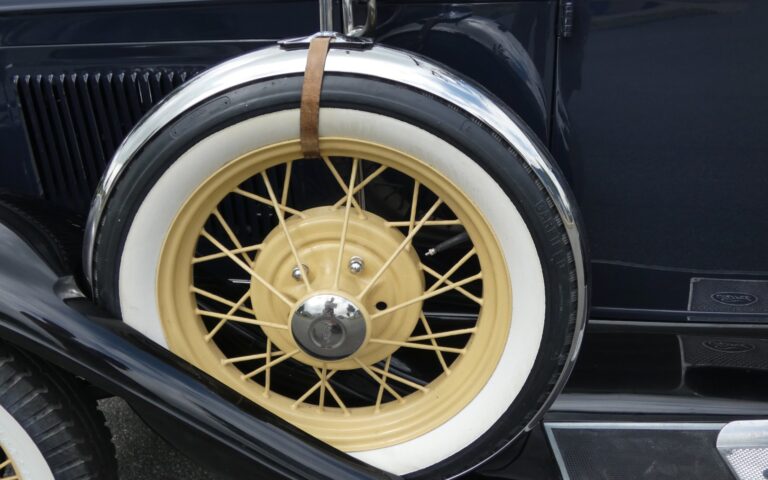 Ford Model A Roadster Deluxe 1930