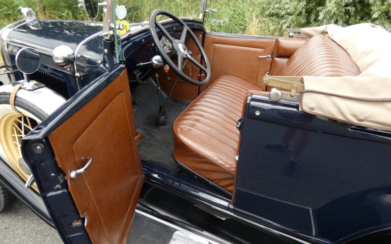 Ford Model A Roadster Deluxe 1930