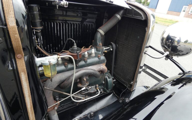 Ford Model A Roadster Deluxe 1931