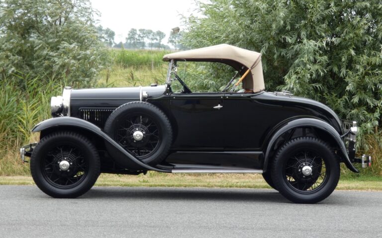 Ford Model A Roadster Deluxe 1931