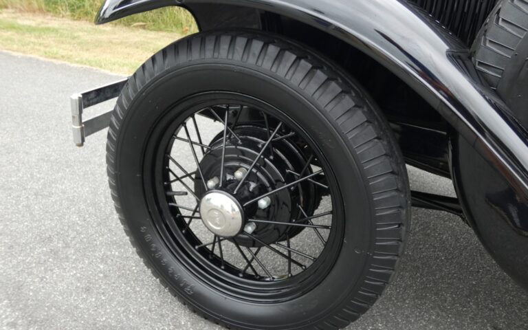 Ford Model A Roadster Deluxe 1931