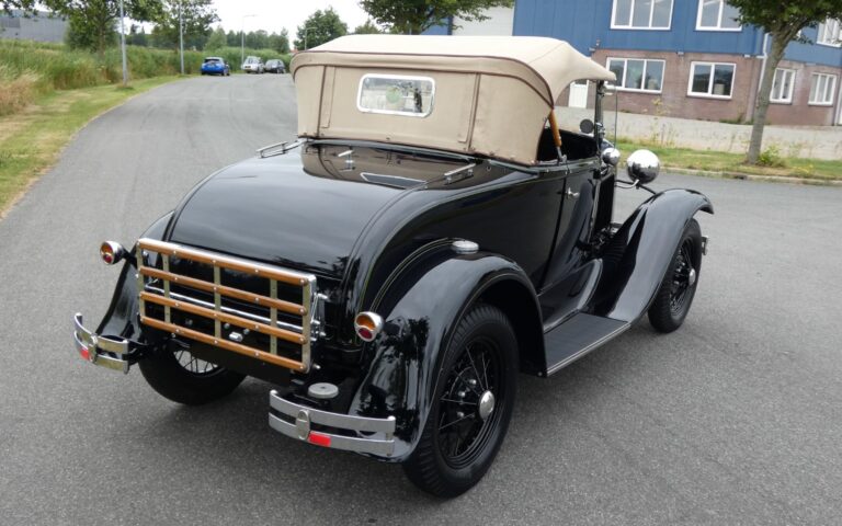 Ford Model A Roadster Deluxe 1931