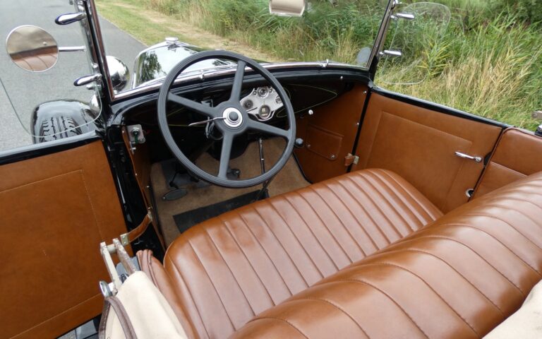 Ford Model A Roadster Deluxe 1931