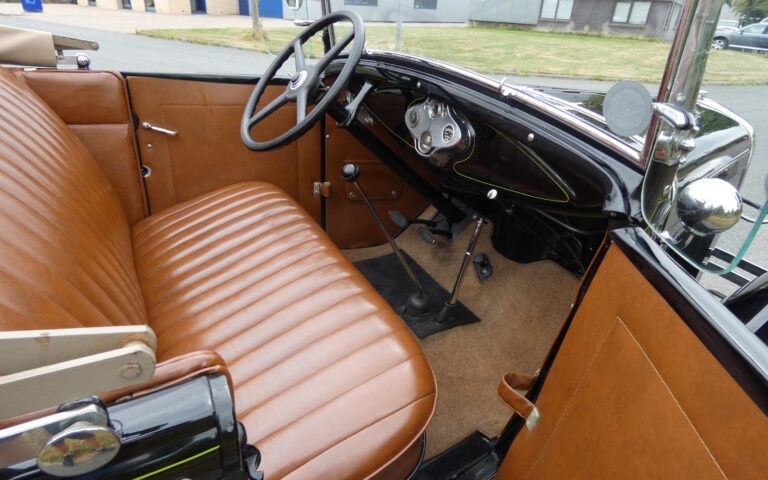 Ford Model A Roadster Deluxe 1931