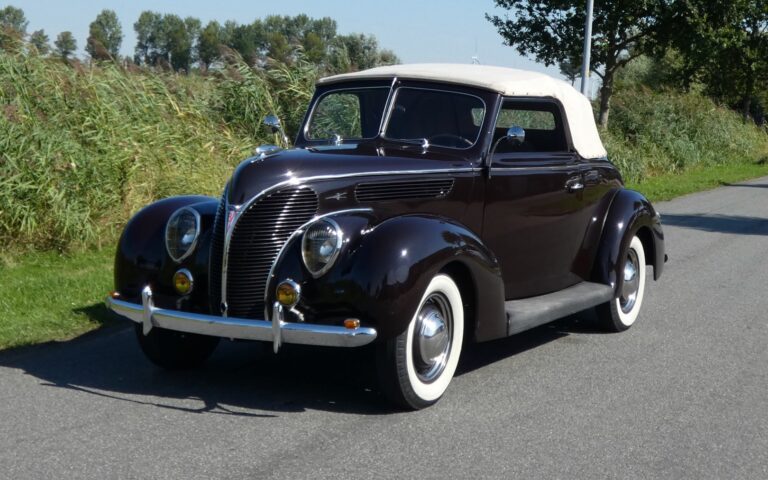 Ford V8 Club Cabriolet 1938