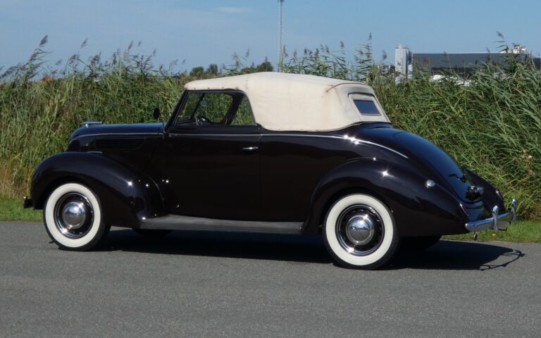 Ford V8 Club Cabriolet 1938