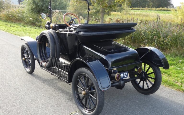 Ford Model T Runabout 1916