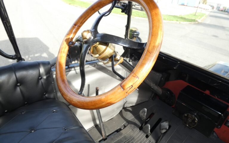 Ford Model T Runabout 1916