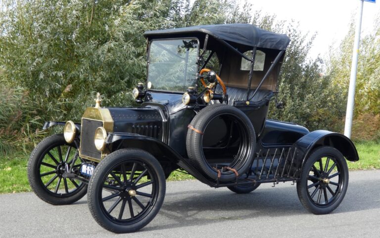 Ford Model T Runabout 1916
