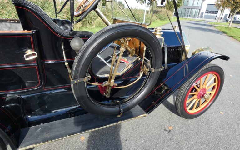Imperial Model 35 Touring 1910
